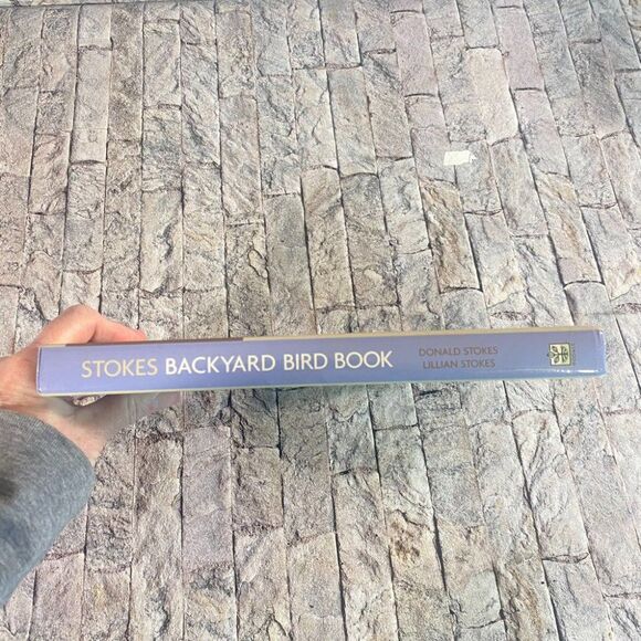 Stokes Backyard Bird Book Complete Guide Attracting Identifying Birds - Picture 3 of 5